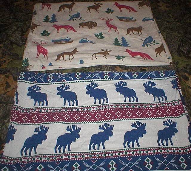 2 VINTAGE DUVET COVERS MOOSE WILD ANIMALS 60" X 94" SOLD AS IS