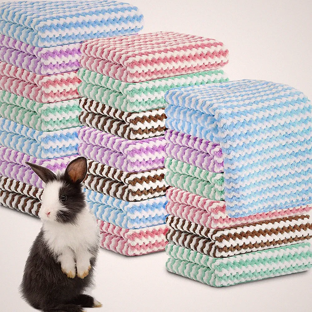 20Pcs Guinea Pig Fleece Bedding Blankets Bulk Washable Small Animal Fleece Ca...