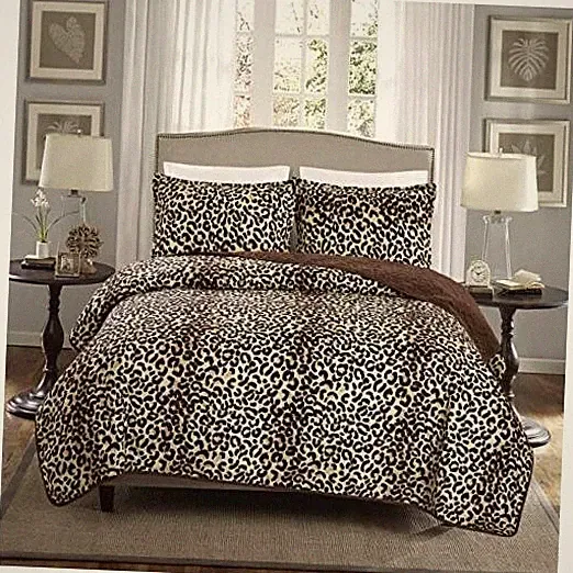 GrandLinen 3-Piece King Size Quilt Set Fine Animal Print Oversized (118" X
