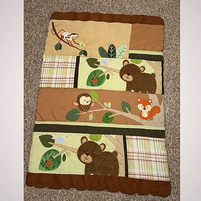 Plush Woodland Animal infant Quilt Brown & Green 50 x 35.5 bed infant toddler