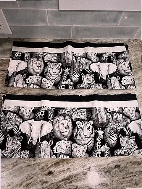 Shamash And Sons Animal Print King Size Pillowcases Set Of 2 NEW