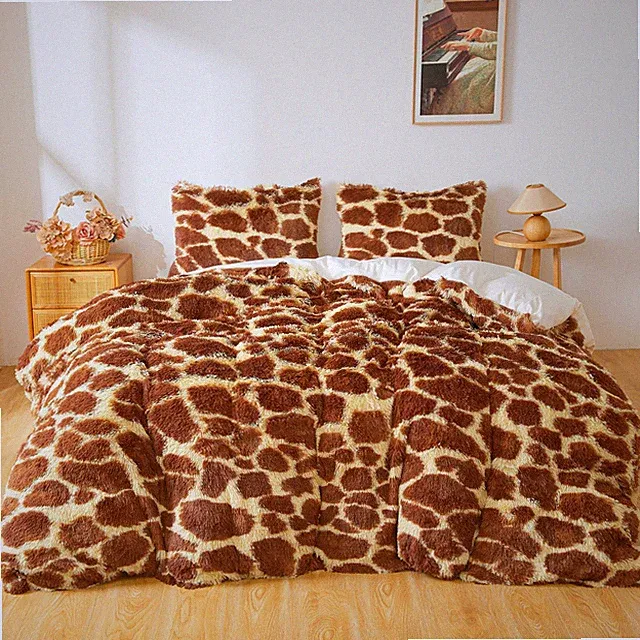 XeGe Fluffy Faux Fur Giraffe Print Duvet Cover Set, 1 Plush Fuzzy Soft Giraff...